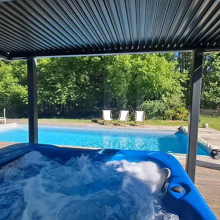 Domaine De Cachaou Logis Du Pujeau Sauna & Piscine Chauffee ヴィラ