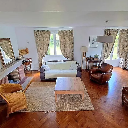 Villa Domaine De Cachaou Logis Du Pujeau Sauna & Piscine Chauffee Salles (Gironde)